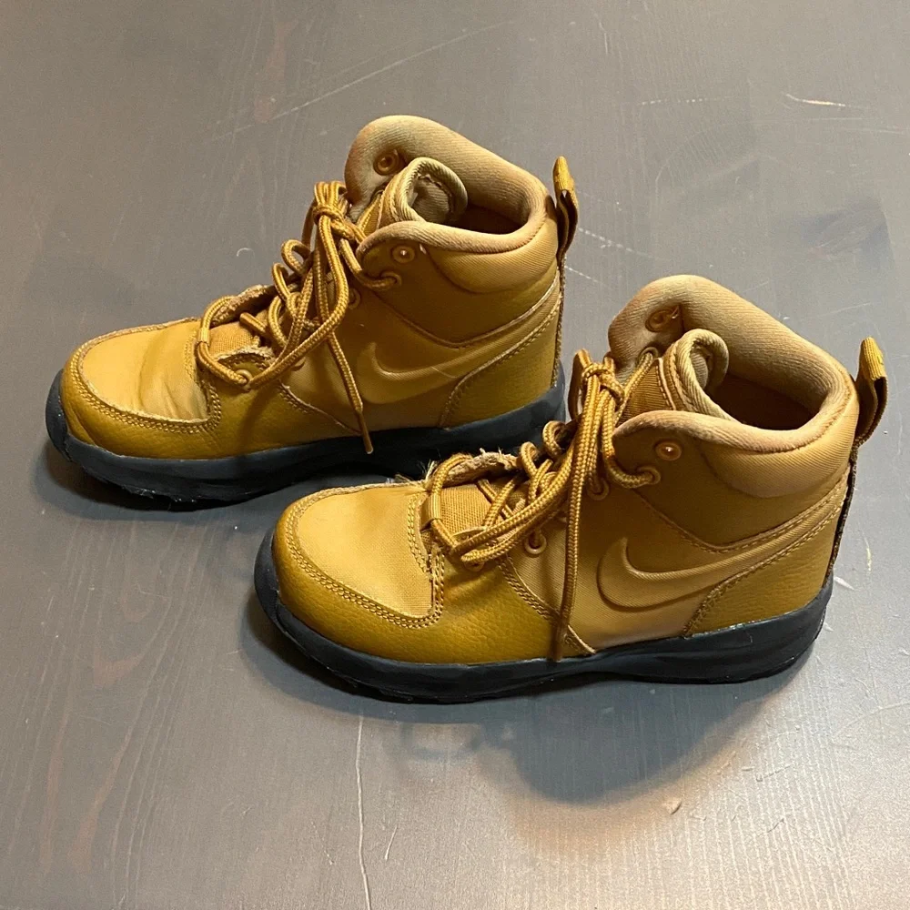 Nike Manoa LTR Kids Boots Wheat Gold Tan Leather High Top Toddler 12C